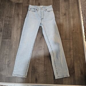 Levis Wedgie Straight Light Wash Jeans Size 25 Inseam 28 {J3}